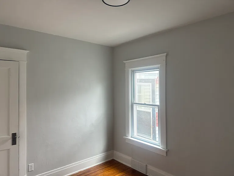 115 Grove St #1 — Photo 11
