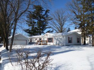 116 Wood St N, Backus, MN 56435