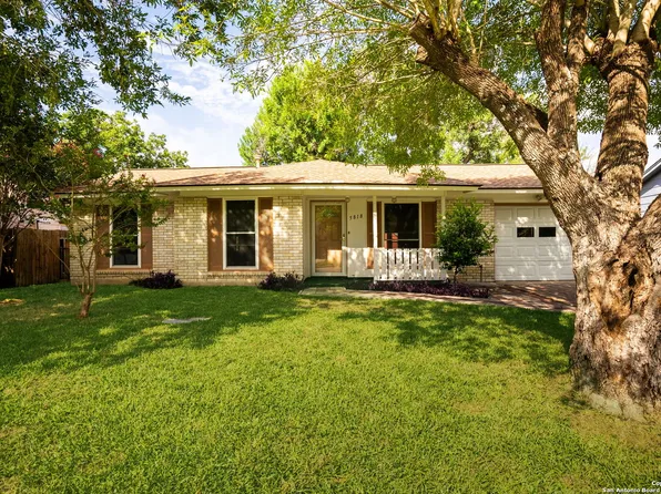 5818 WOODHILL, San Antonio, TX 78218