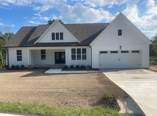 6924 Cooley Rd, Ooltewah, TN 37363