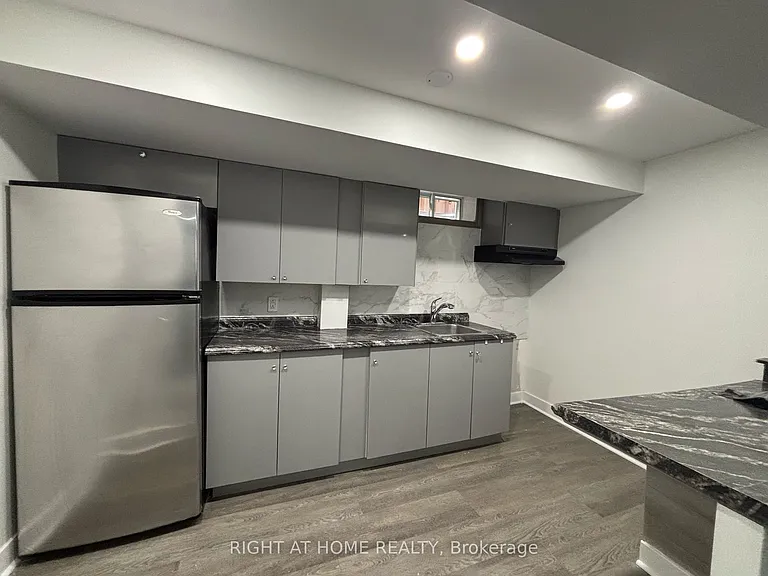 65 Mildenhall Pl #BASEMENT — Photo 7