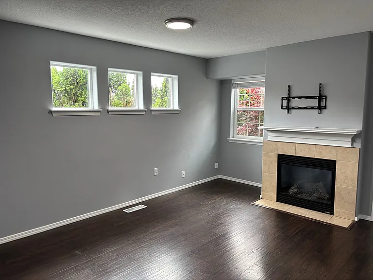 13614 Gaffney Ln — Photo 27