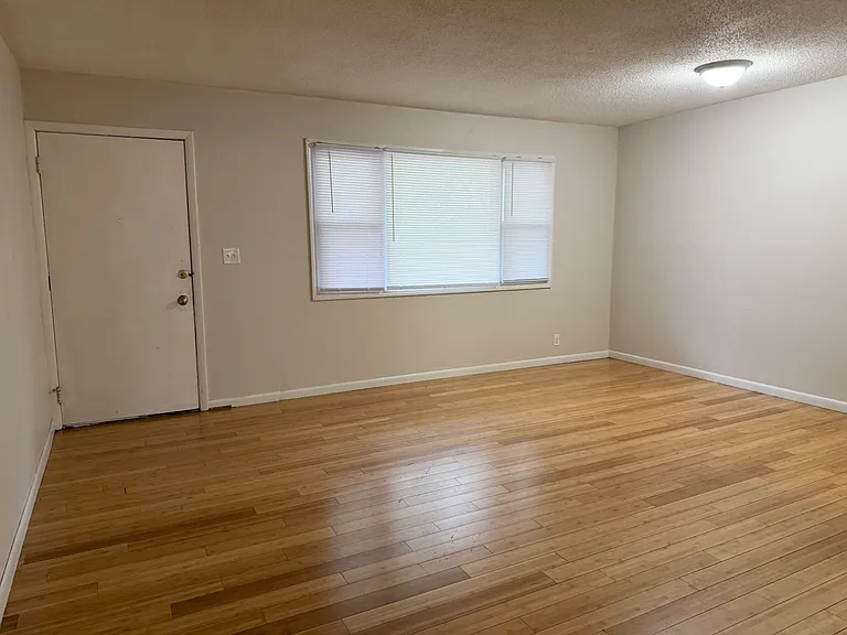 Unit Photo