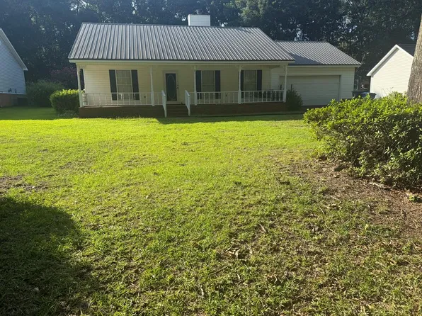 105 Darlington Cir, Dothan, AL 36301