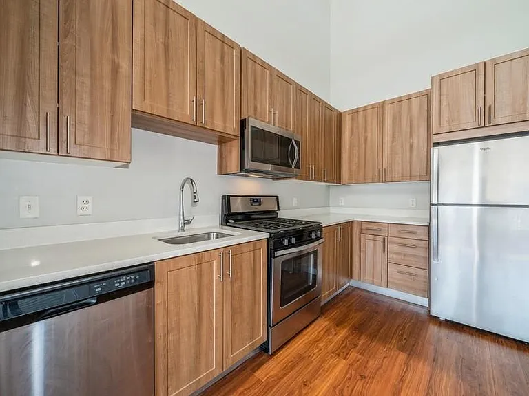 Element Flats — Photo 10