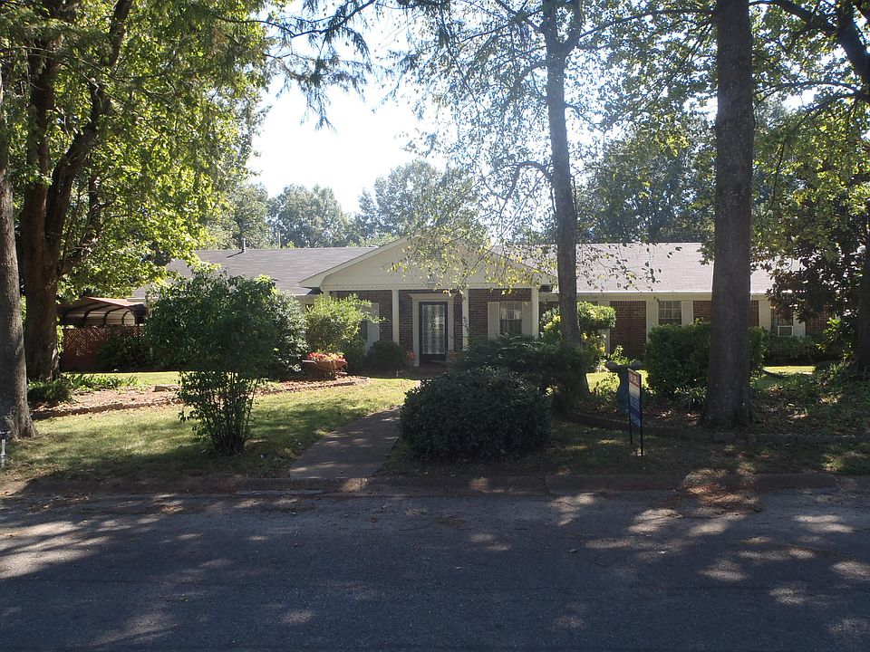 1st image of 2904 Smith Dr