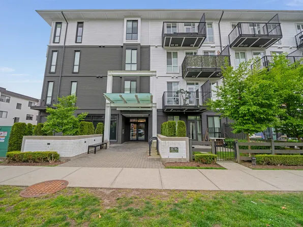 10168 149th St #114, Surrey, BC V3R 0E9