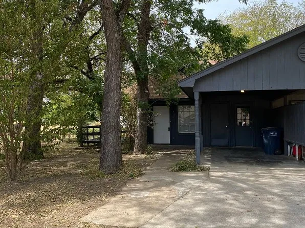 6040 Calloway Ct, Fort Worth, TX 76114