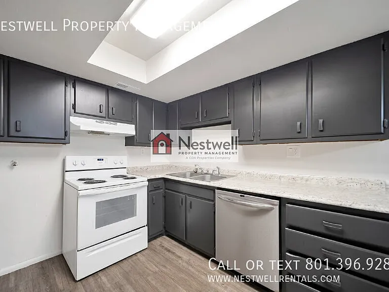 8453 S Westbridge Rd — Photo 8