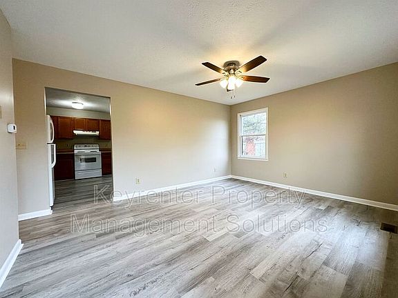 4th image of 1415 Churchville Ave