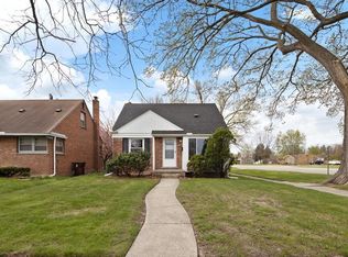 27367 Freda St, Inkster, MI 48141