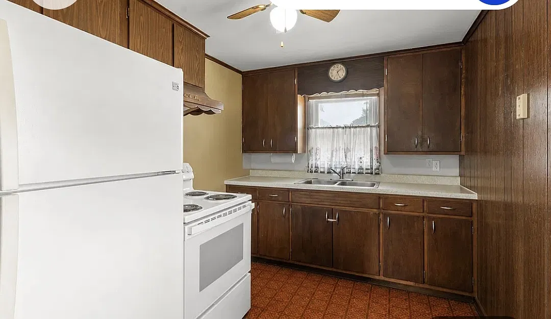 1 bed, 900 sqft, $1,150 — Photo 3
