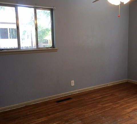 4th image of 805 S 5th St