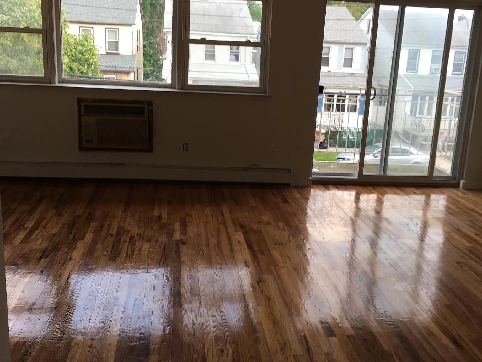 3 bed, $3,400 — Photo 1