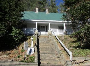 163 N Mitchell Ave, Bakersville, NC 28705