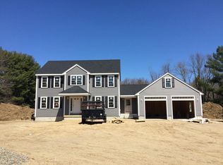 8 Gardner Ln, Pembroke, MA 02359