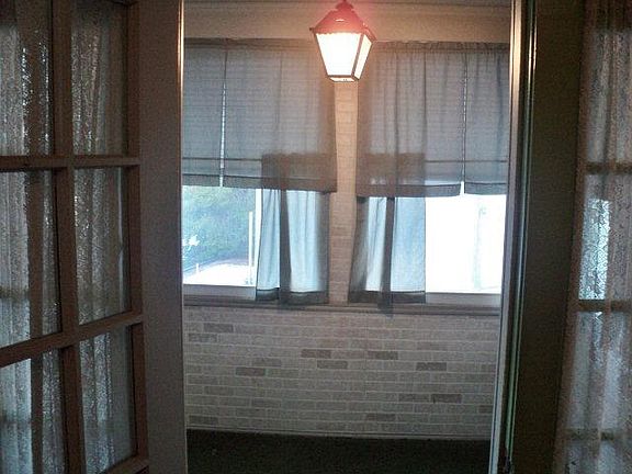4th image of 9 S 21st St