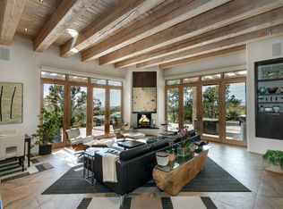 1105 Piedras Rojas, Santa Fe, NM 87501