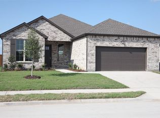 171 Cyprus Grove Dr, Lavon, TX 75166
