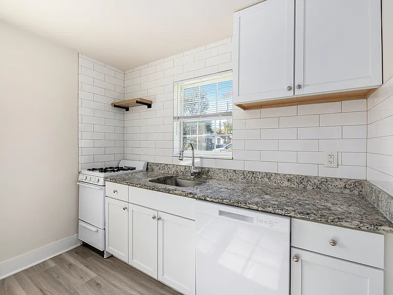 1902 Hampton Ave #2 — Photo 7