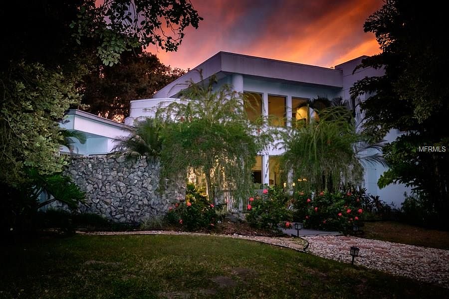 1st image of 7356 Palomino Ln