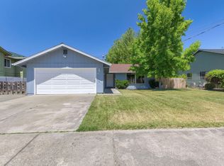 230 SW Central Ave, Grants Pass, OR 97526