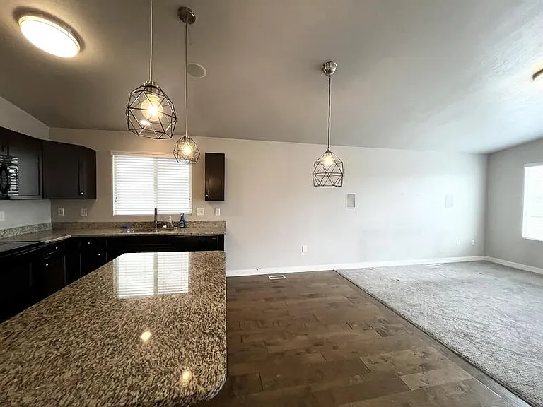 621 W Koins Way — Photo 13