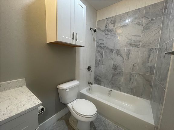 4th image of 4311 Mountain Hollow Dr