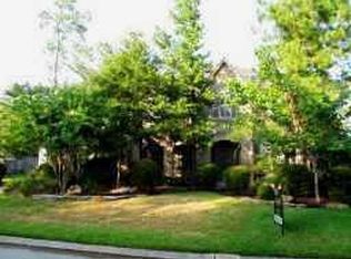 2 Mirror Ridge Dr, Spring, TX 77382