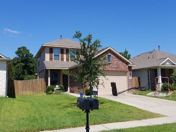 3rd image of 1918 Scotch Pine St