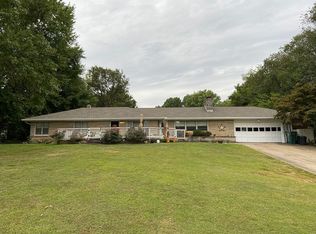 7221 Middle Mount Vernon Rd, Evansville, IN 47712