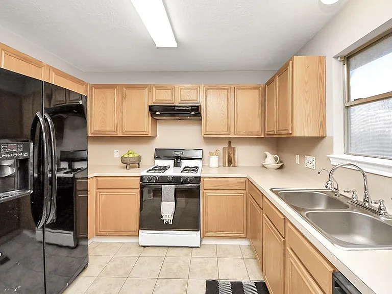 5615 Brenwood Glen Trl — Photo 13