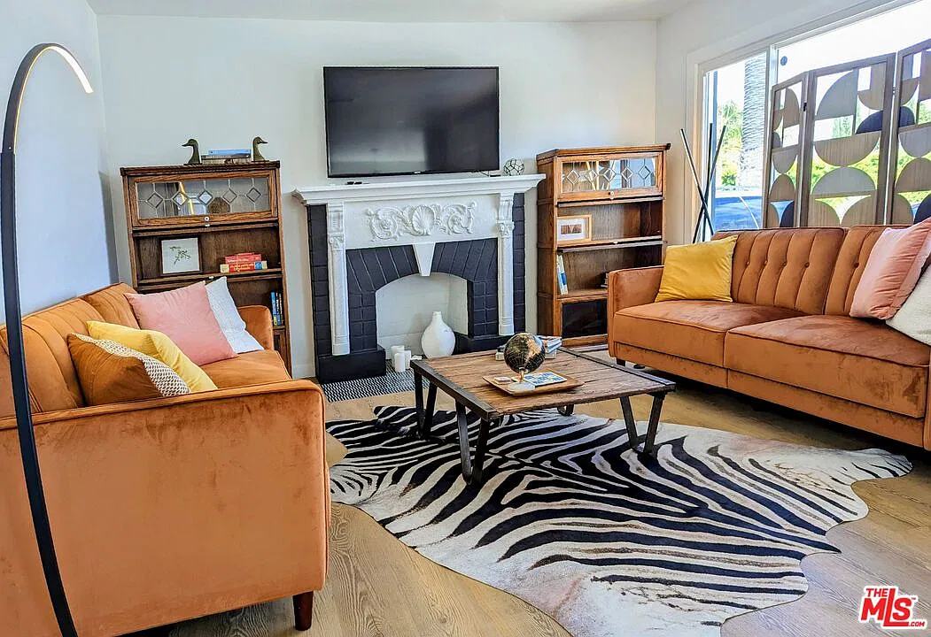 3 bed, 2.0 bath, 1272 sqft, $6,500 — Photo 3