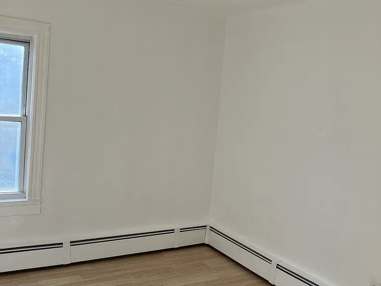 42 Garfield St #2 — Photo 6
