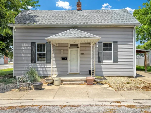 619 W White St, Millstadt, IL 62260