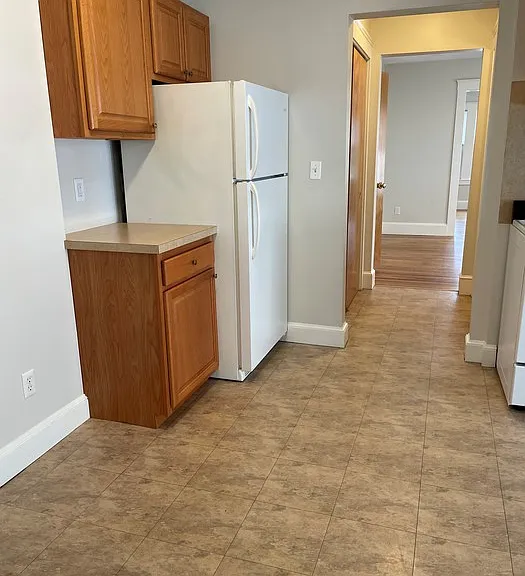 376 Crescent St #1 — Photo 11