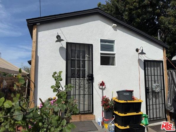 los-angeles-california-135909429 picture