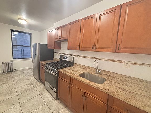 2nd image of 3451 Giles Pl APT K43