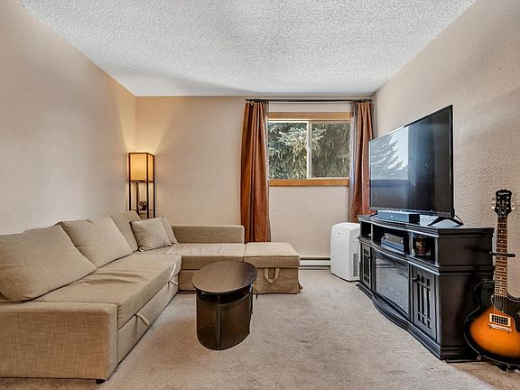 2nd image of 831 W Beaver Creek Blvd #C12