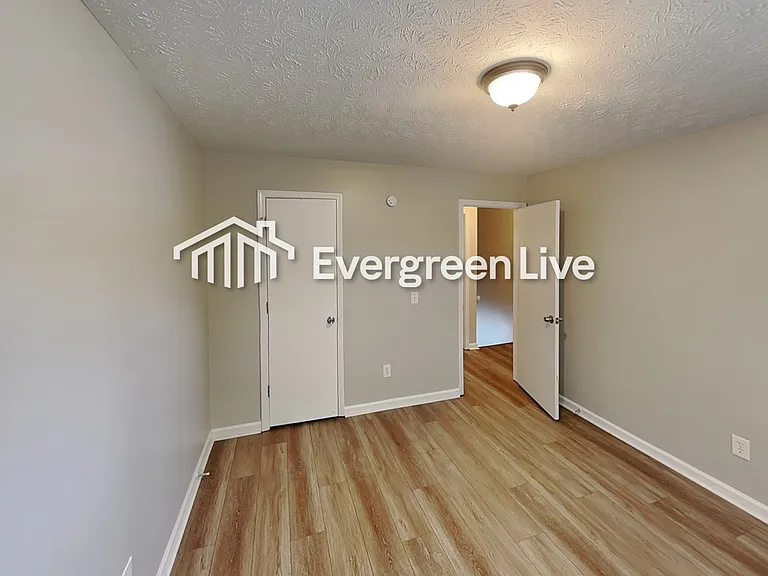 8108 Fieldstream Way — Photo 11