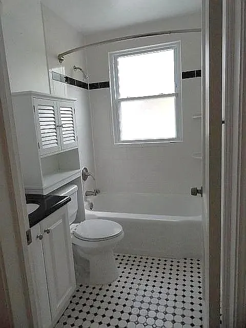 2 bed, 945 sqft, $1,750 — Photo 3