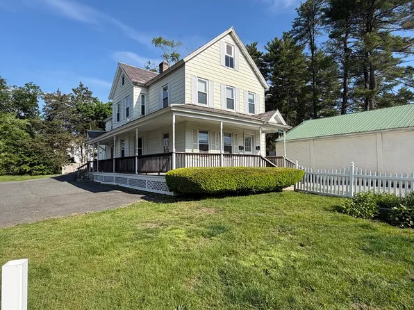 346 Federal St, Greenfield, MA 01301