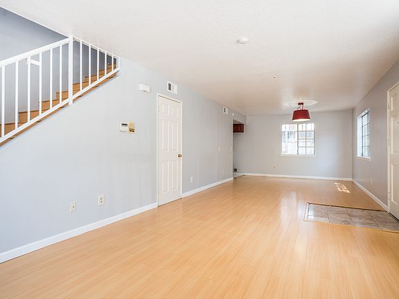3rd image of 2832 Allgeyer Ave APT 4