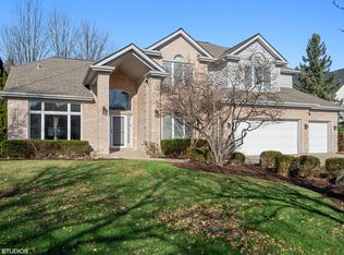 2515 Winter Park Ct, Naperville, IL 60565