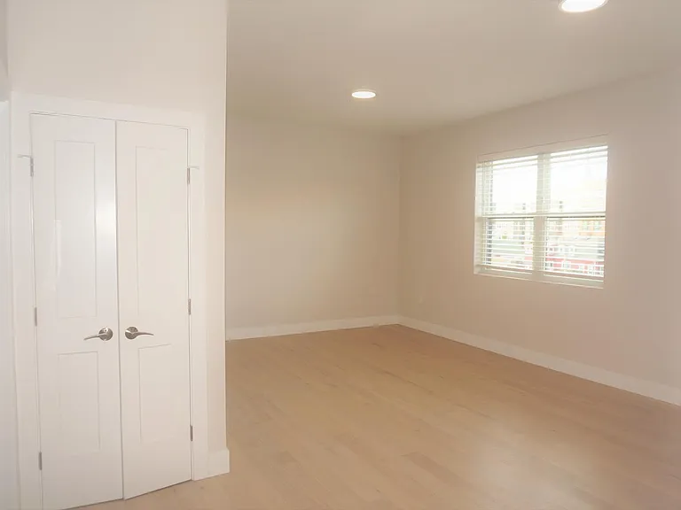 99 Moody St #Penthouse 9 — Photo 23