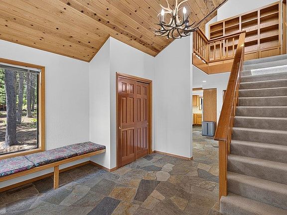 4th image of 14356 Swiss Ln