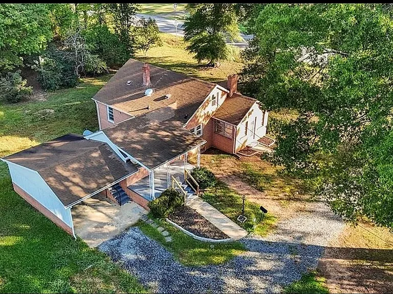 2462 Harrington Hwy — Photo 9