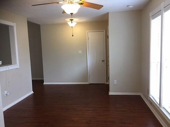 4th image of 1038 Copper Creek Dr