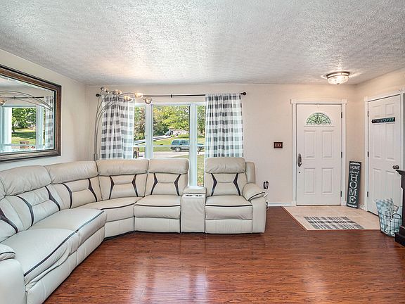 5th image of 10626 Tonya Dr