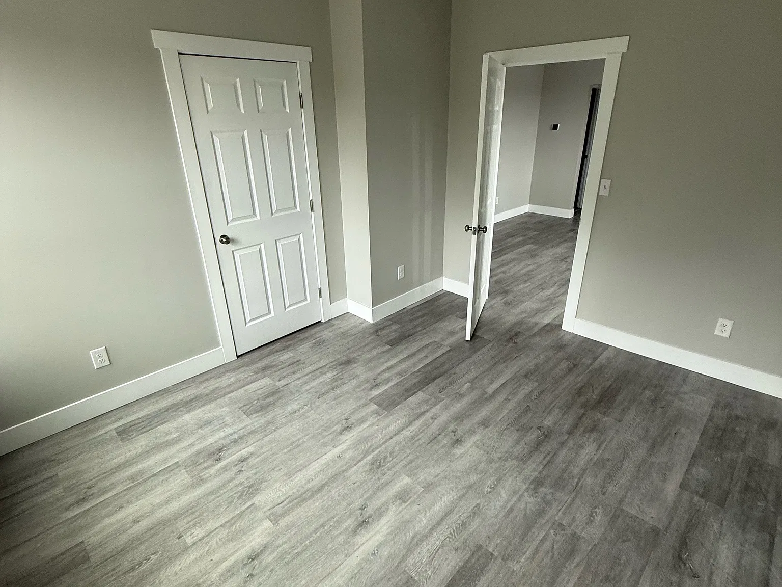 3 bed, 1200 sqft, $1,950 — Photo 4